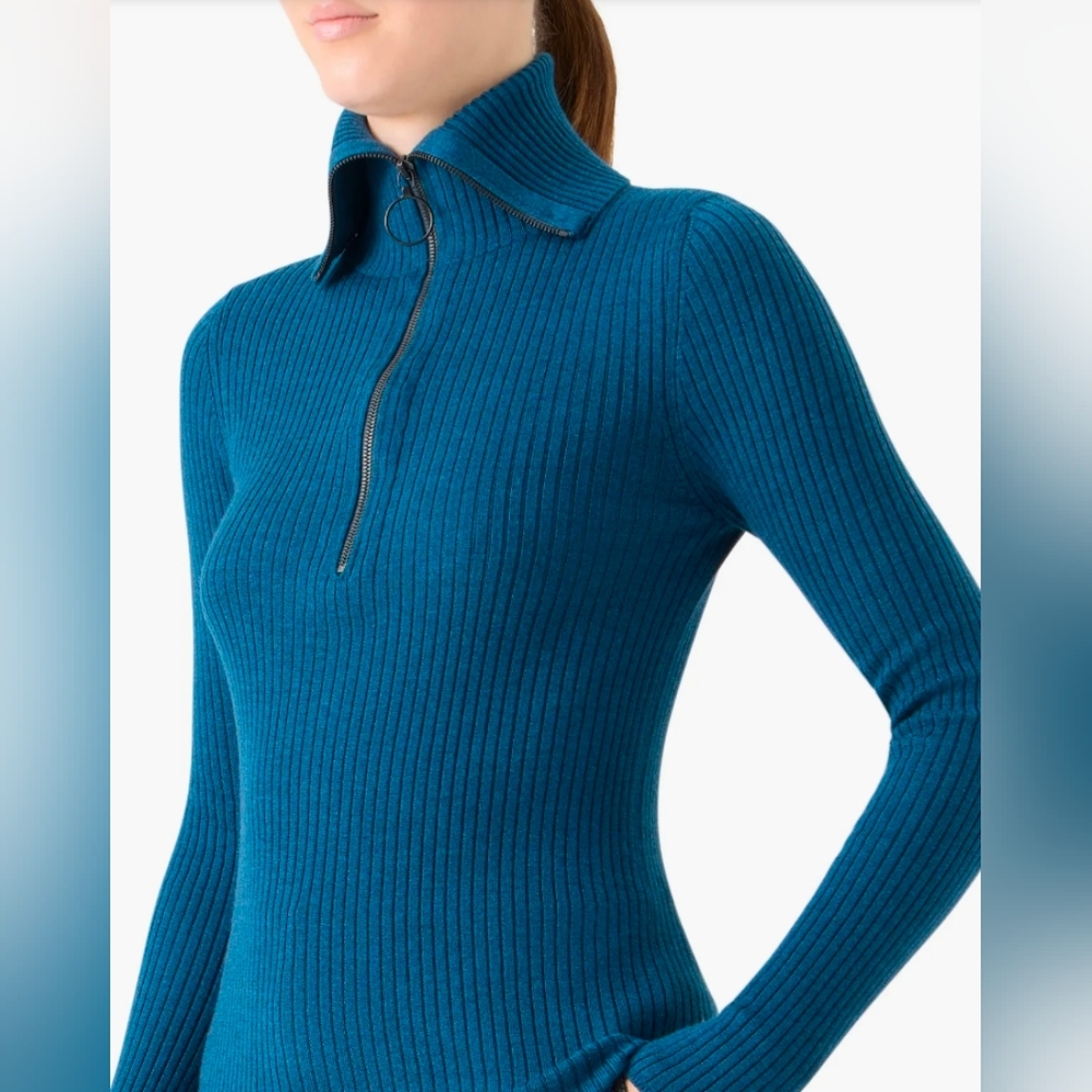 Elegant Navy Blue Knit Dress